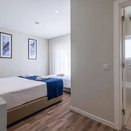 Dk Residences 假日公园