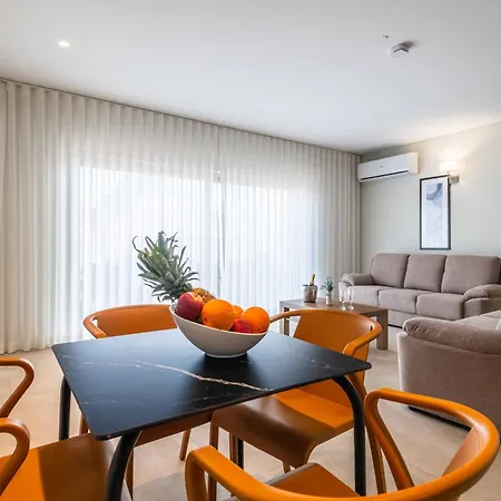Dk Residences *